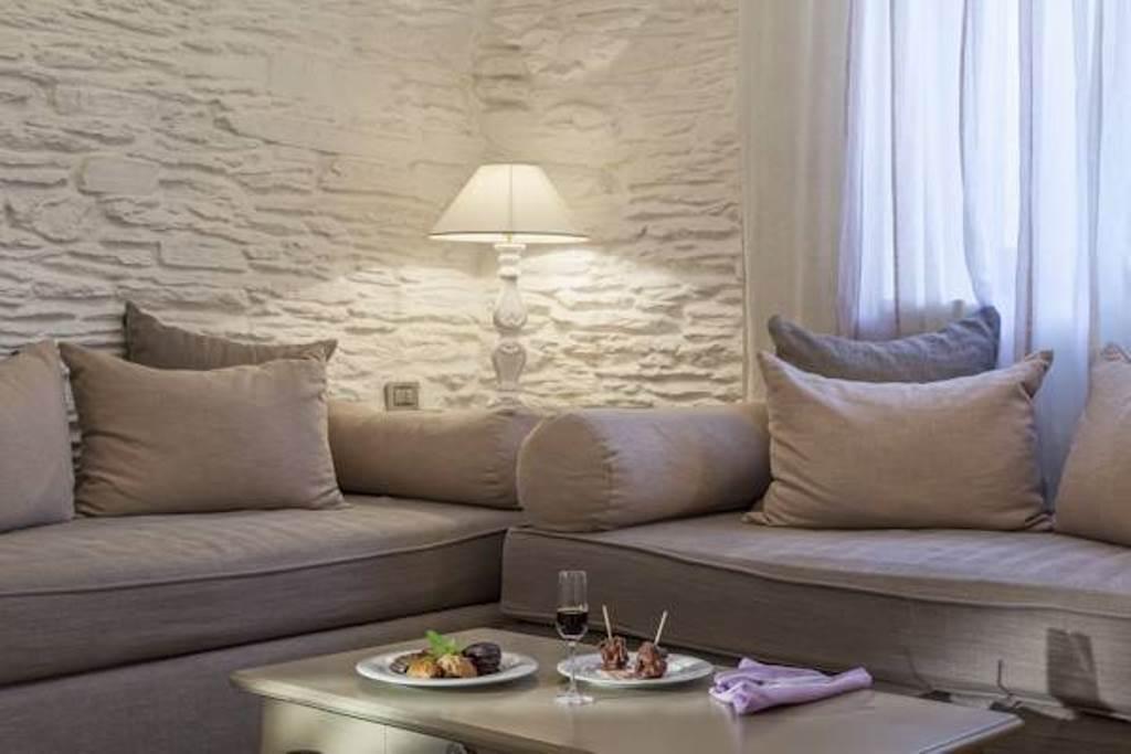 Micra Anglia Boutique & Отель 5*